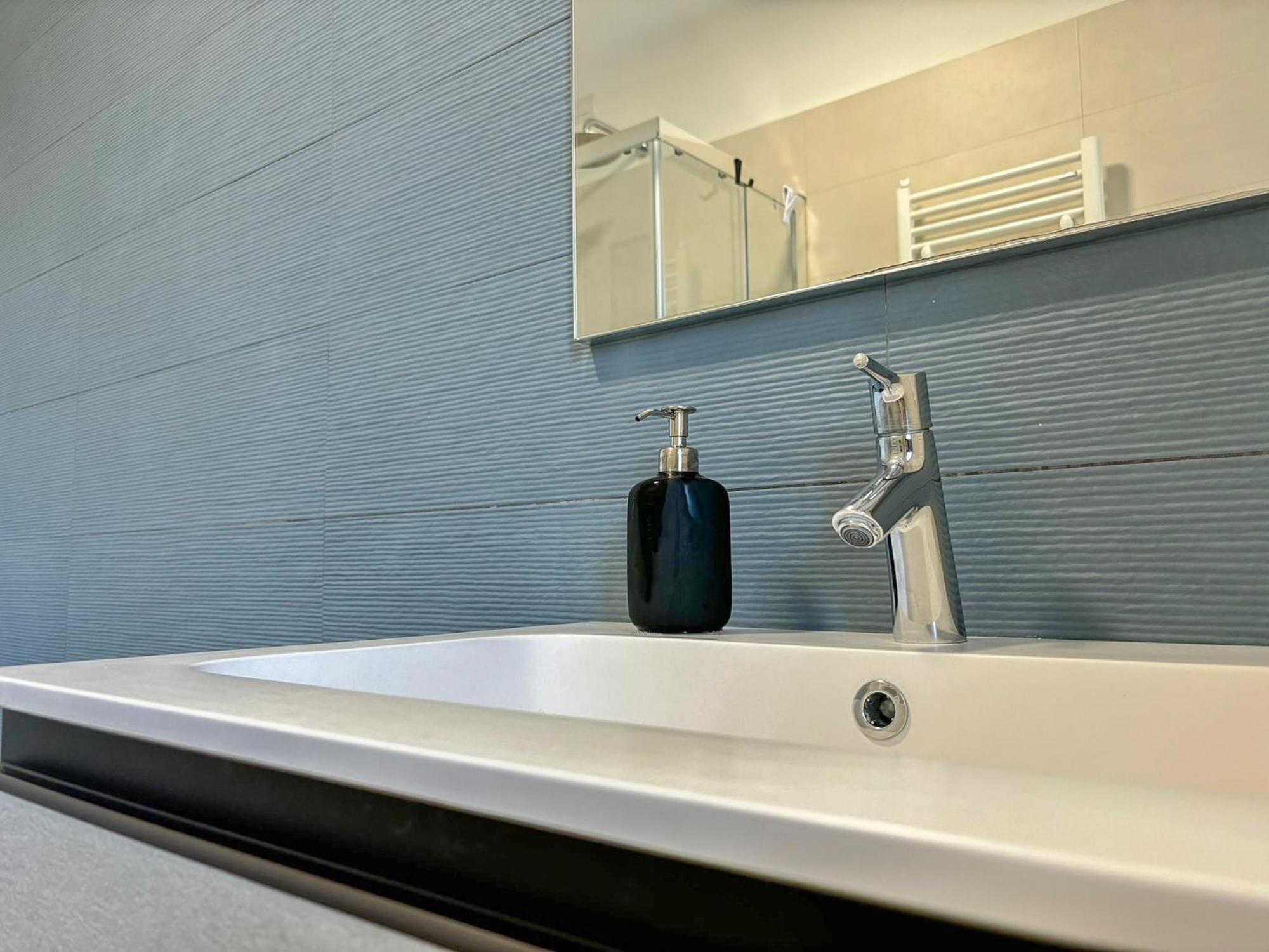 Residenza Ponte Del Mare Apartman Pescara Kültér fotó